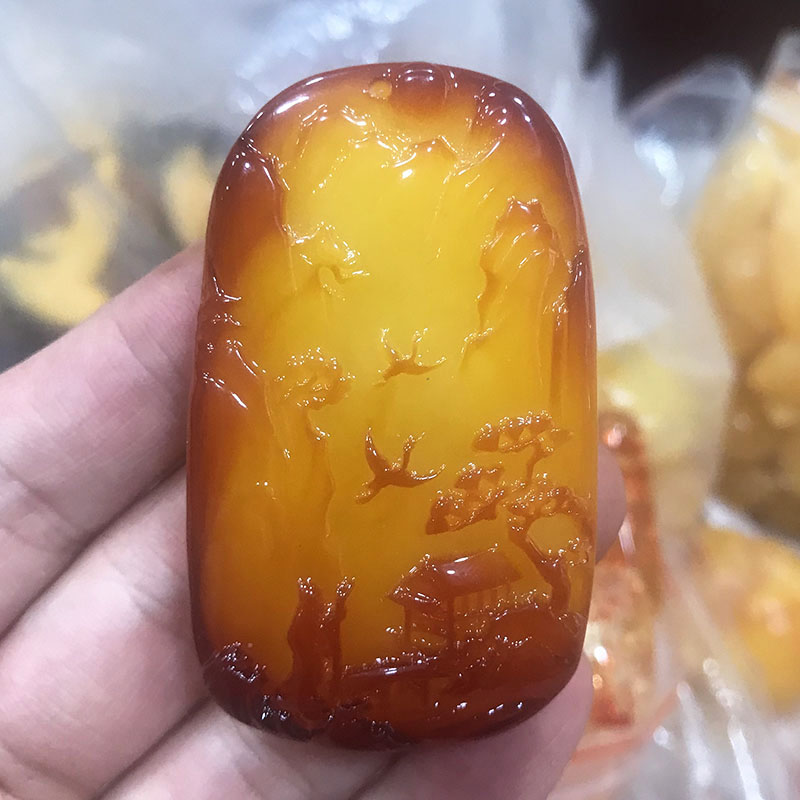 天然老蜜蜡俏色山水吊坠鸡油黄琥珀蜜蜡原石毛衣链招财助运项链坠