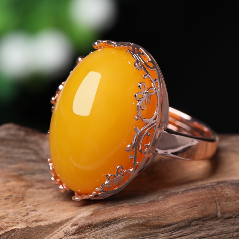 仿天然波罗的海蜜蜡戒指鸡油黄老蜜合金指环男女花珀琥珀戒圈手饰