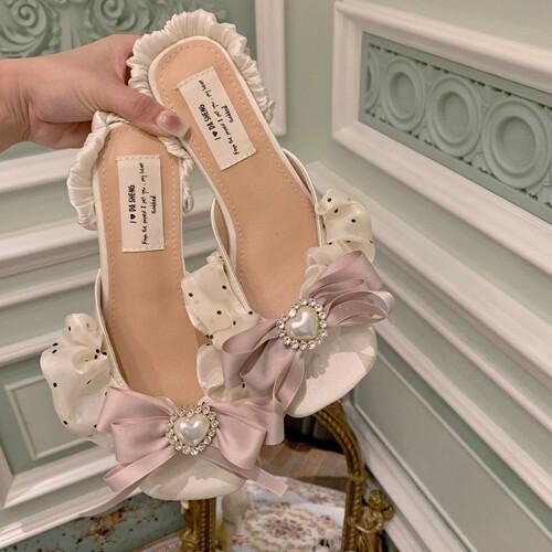 爱心蝴蝶结波点缎带凉鞋