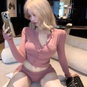 针织开衫 打底上衣女秋季 纯欲辣妹套装 粉色长袖 休闲紧身短裤 两件套