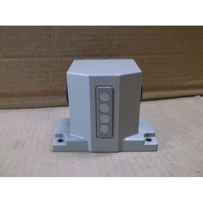 E2M-BP2P4 Omron 4 Vier Positions CNC N?herungsschalter Senso