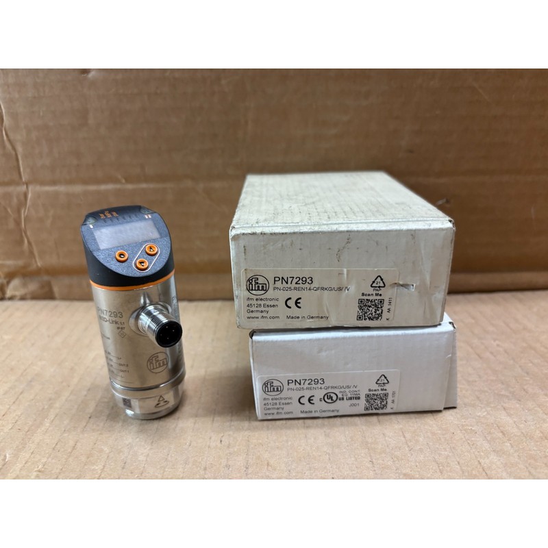 PN7293 IFM Efector NEW In Box Pressure Sensor Switch PN-025-