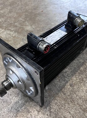 1x Lenze MDSKSBA056-33 Id.Nr. 16160198 Servomotor