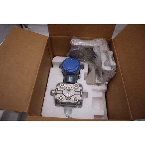 HONEYWELL 23W31C4000041578928 ST 800 压力变送器库存 #G-402