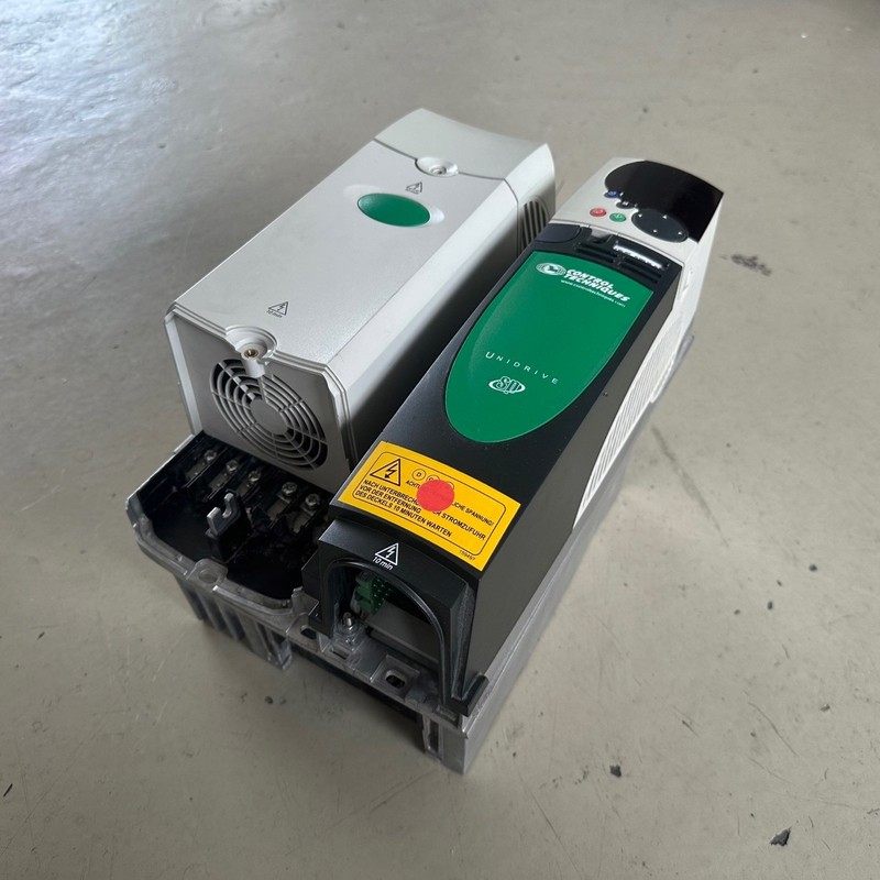 1x Control Techniques Emerson Unidrive SP3402 Frequenzumrich