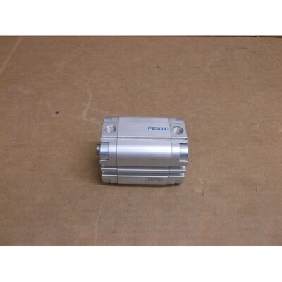ADVU-32-30-P-A Festo Pneumatico Aria Compatto Cilindro ADVU3
