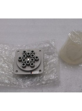 全新 开箱 SMC DMK12S-04-C1 多连接器库存 B-1598