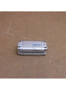 ADVULQ-16-30-P-A Festo Aire Neumático Compacto Cilindro ADV