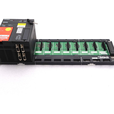 全新三菱 A173UHCPU 运动控制器 带 A178B-S1 8 插槽底座 #L-700