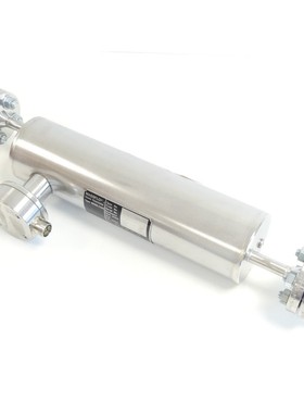 Massflow MASS 2100 / 2221B0010A000 mass flowmeter SN:136005N