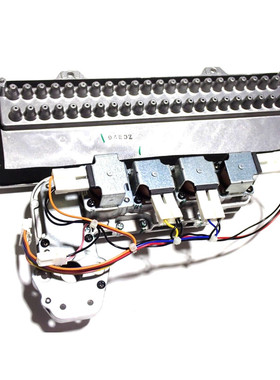 U2902004X04 U290-200-4X04 RINNAI HEATER MANIFOLD ASSEMBLY NG