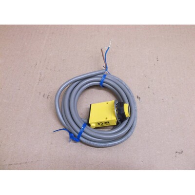 Sensor Fotoeléctrico SM31EPD Interruptor DEMO 26537