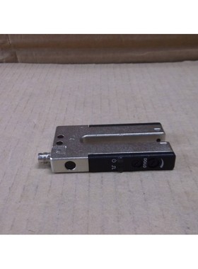 SLM10P6QN Banner Demo Nickel Placcato Forcella Fessura Fotoe