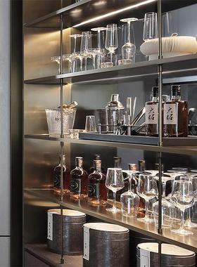 样板间厨房酒柜摆件红酒杯香槟杯醒酒器冰桶酒店会所餐边柜软装饰