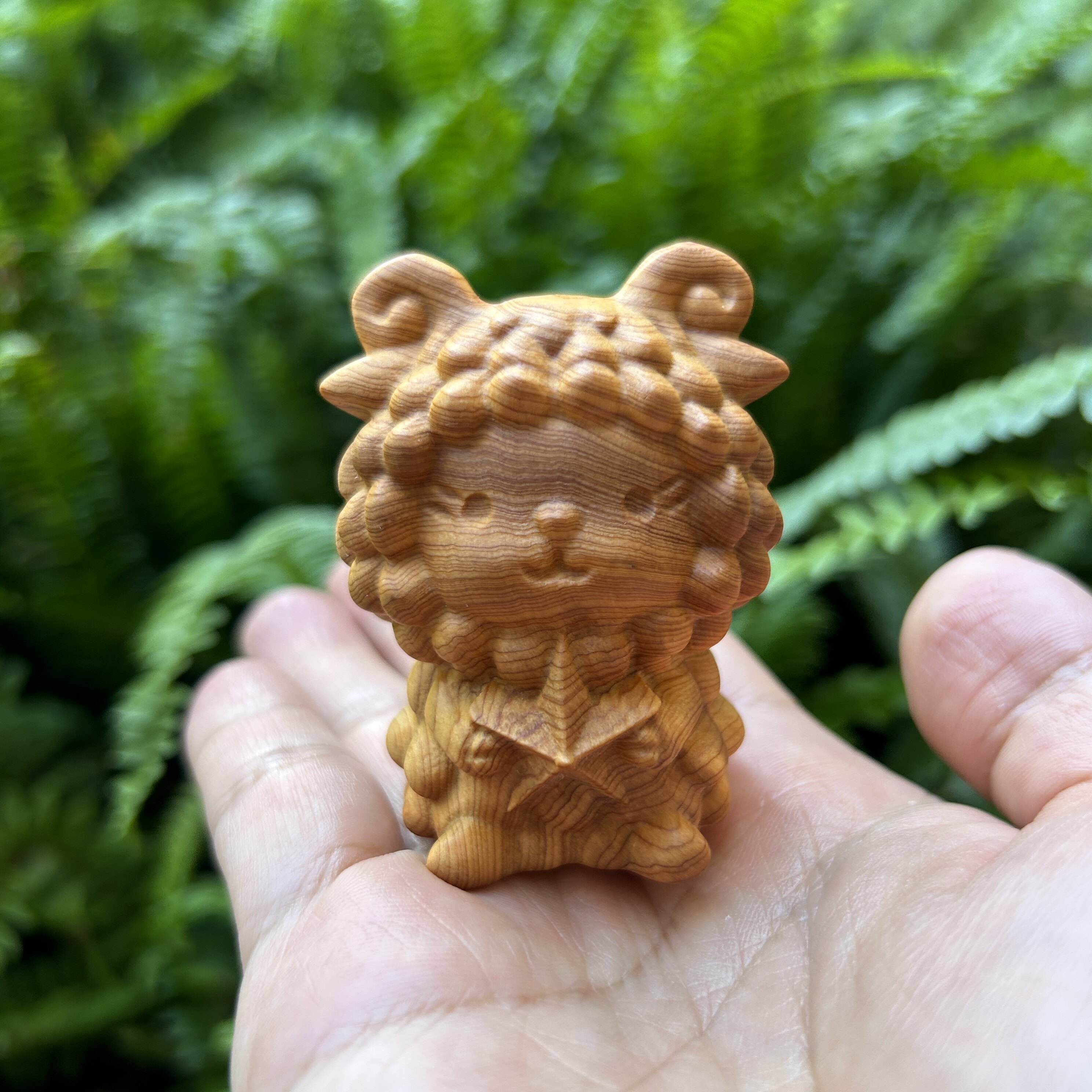 天然陈化料崖柏木雕刻小绵羊可爱生肖羊手把件吉祥物文玩桌面摆件