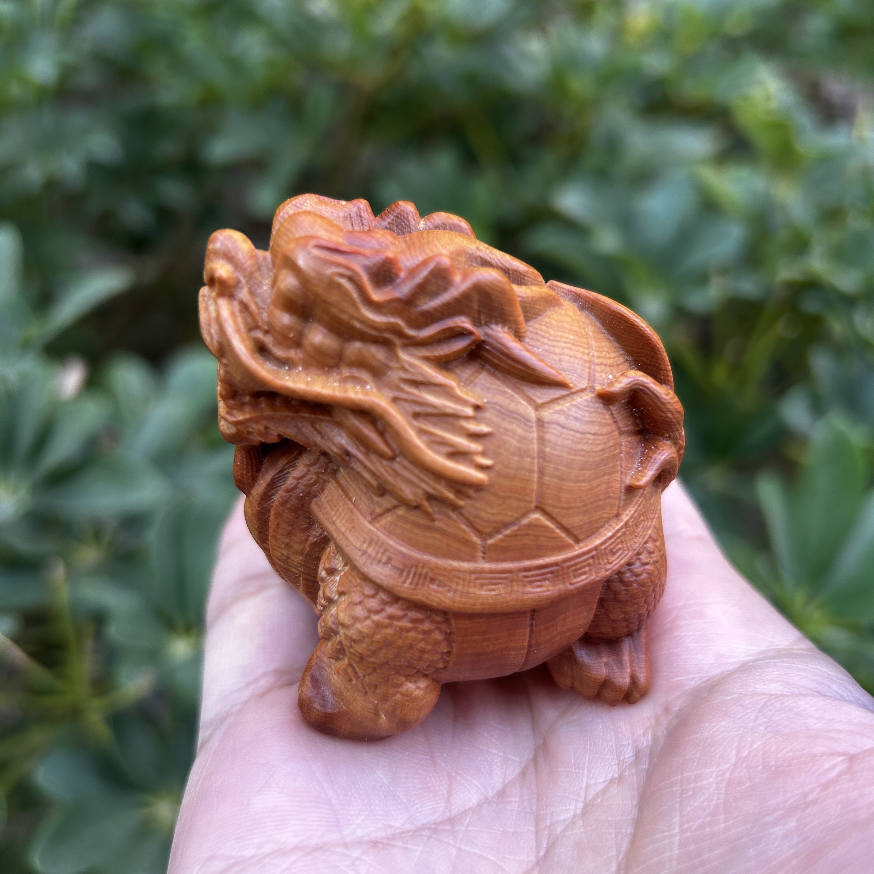 天然高油老料崖柏木雕刻龙龟瑞兽文玩手把件乌龟吉祥物桌面小摆件