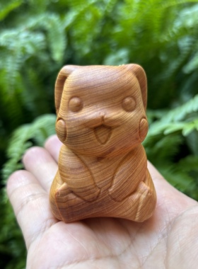 天然崖柏实木雕刻皮卡丘手把件可爱卡通潮玩手办随身文玩桌面摆件