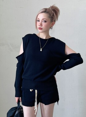 【CMOD】薄款针织露手臂长袖上衣性感低腰小短裤懒人套装