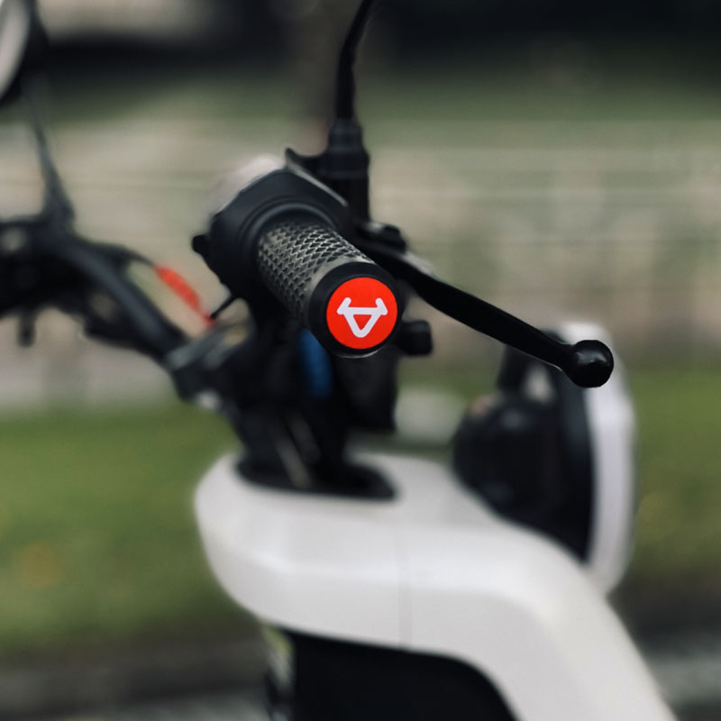 小牛U2贴纸创意改装Umax Mqil F400t电动车把手反光防水装饰车贴