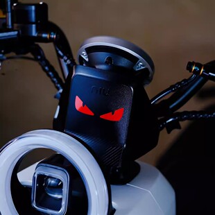 新款 小牛U max 饰搞笑防水反光车贴 车头恶魔眼贴纸装