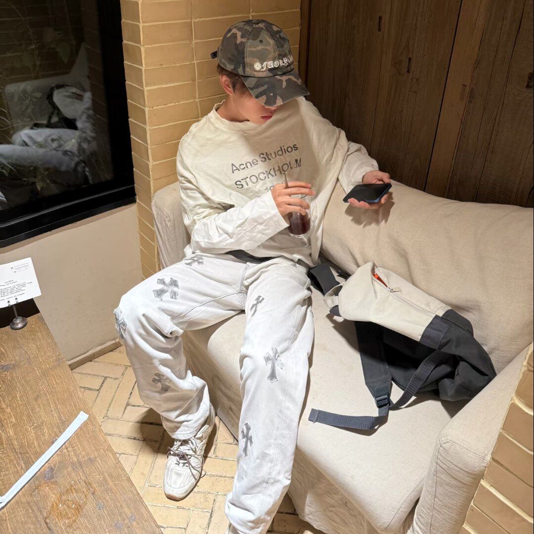 美式克罗银灰十字架轻奢牛仔裤男女重工刺绣拼皮cleanfit休闲长裤