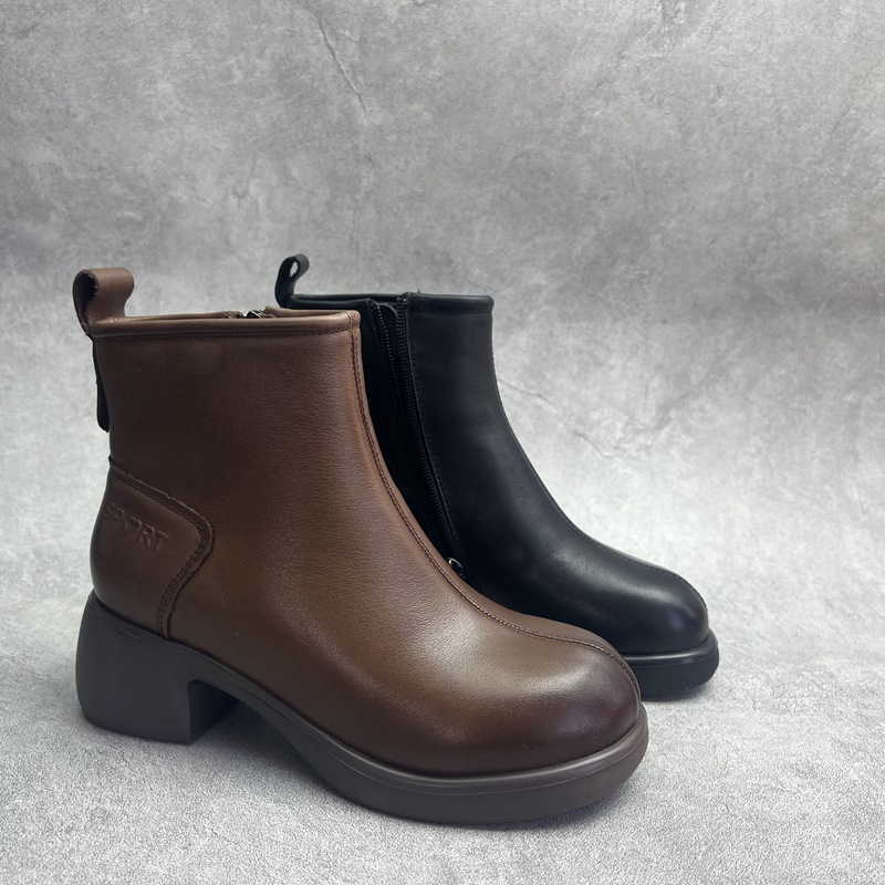 2025断码真皮秋冬新款女鞋粗跟短靴工厂时尚牛皮拉链绒里女靴子