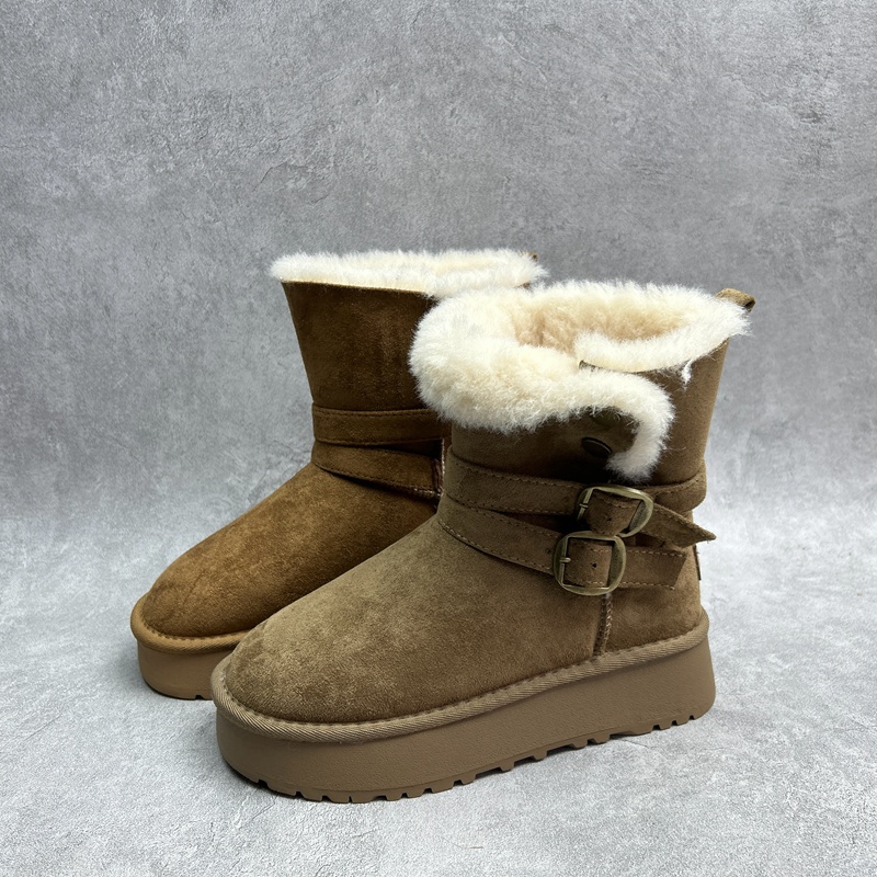 工厂2025秋冬断码超纤女鞋雪地靴厚底休闲舒适搭扣时尚套脚短靴