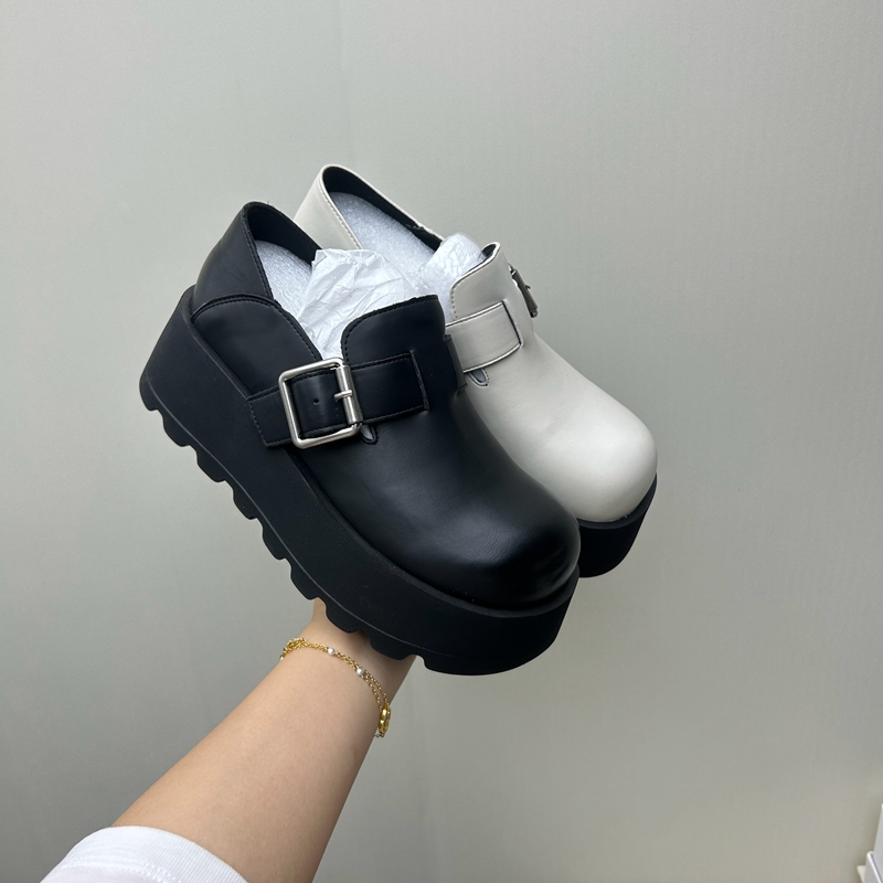 2025夏季新款厚底超纤女鞋