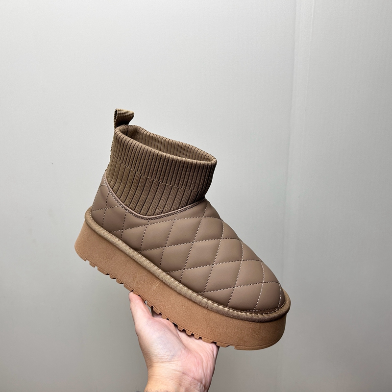 工厂2025处理冬款断码真皮女鞋雪地靴牛皮厚底套脚松糕底女短靴