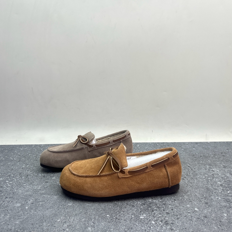 2024工厂秋冬加绒断码真皮女鞋