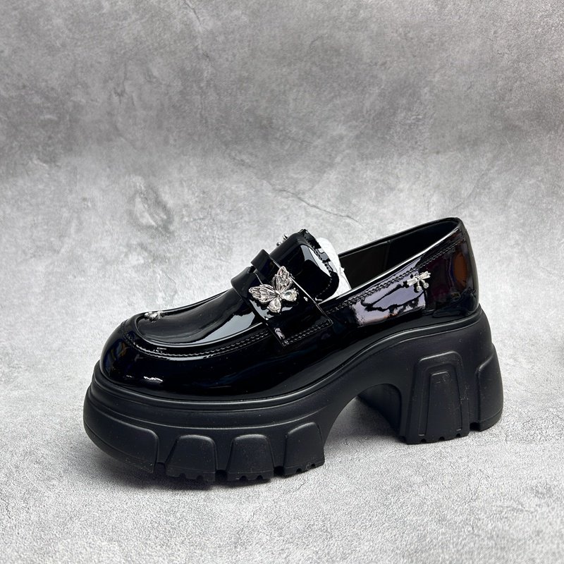 2026春季新款真皮新款女鞋厚底休闲深口时尚牛皮百搭套脚女单鞋,女鞋,深口单鞋,淘宝优惠券,粉丝福利购,淘宝优惠卷