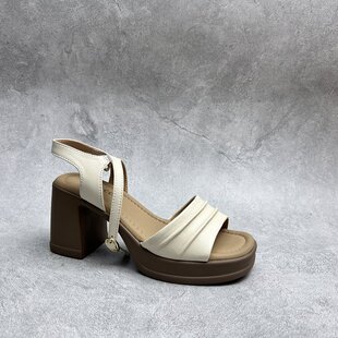 2026工厂处理夏季断码女鞋真皮韩版露趾日常牛皮高跟搭扣女凉鞋
