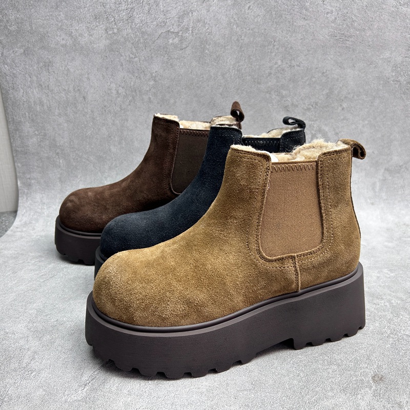工厂2025处理冬款断码真皮女鞋雪地靴牛皮厚底套脚羊毛舒适女短靴