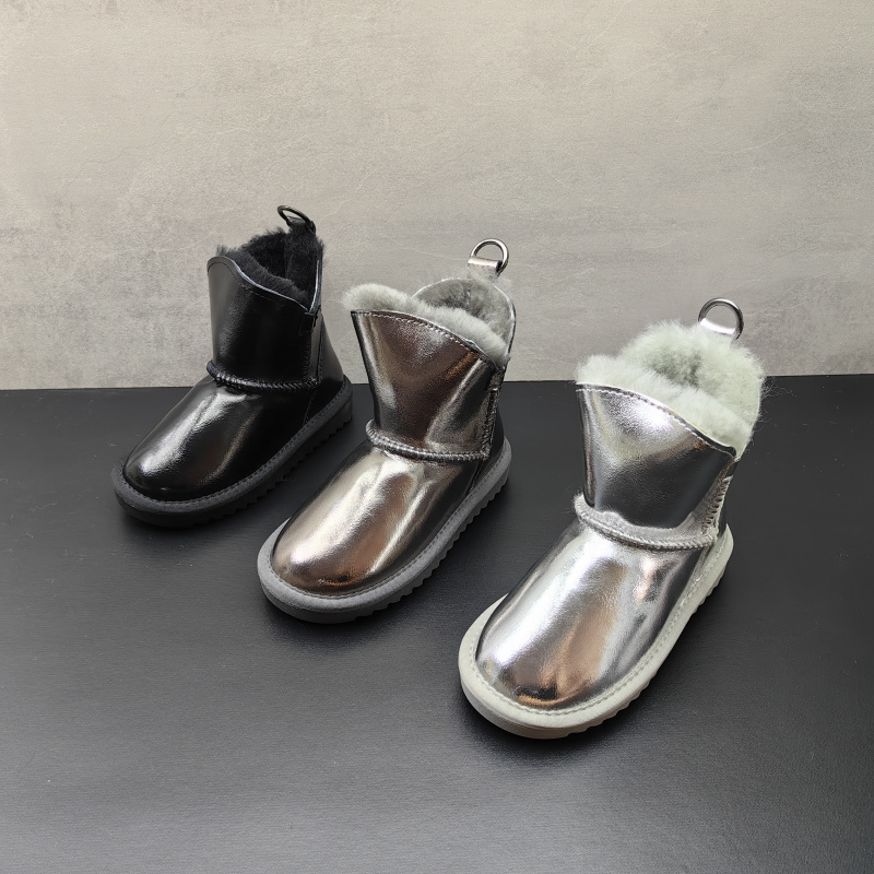 雪地靴真皮靴子儿童短靴2025冬季新款女童羊毛加厚中筒棉鞋男童