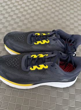 正品男春秋季大码加宽版碳纤维减震跑步鞋46码47码48码4E
