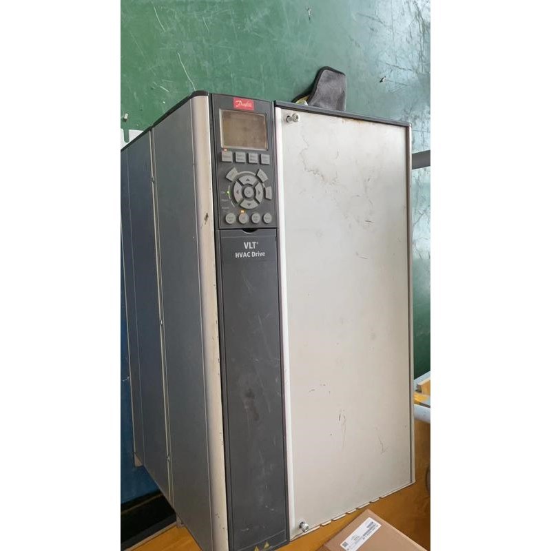 丹佛斯变频器FC-102P45KT4E20H测试包好,现货一议价