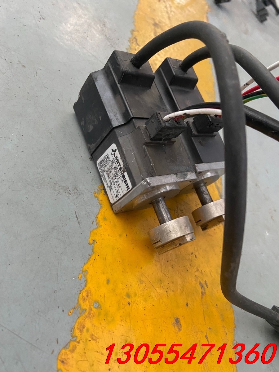 议价三菱伺服电机HC-MFS053 实图拍摄 现货测试好保证质量