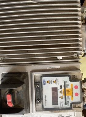 议价Lenze伦茨变频器E84DSPBC1524R2SLCE！拆