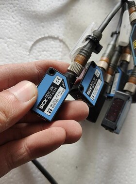 西克传感器,DC10...30V,实物拍摄,成色如图,拆机,议价