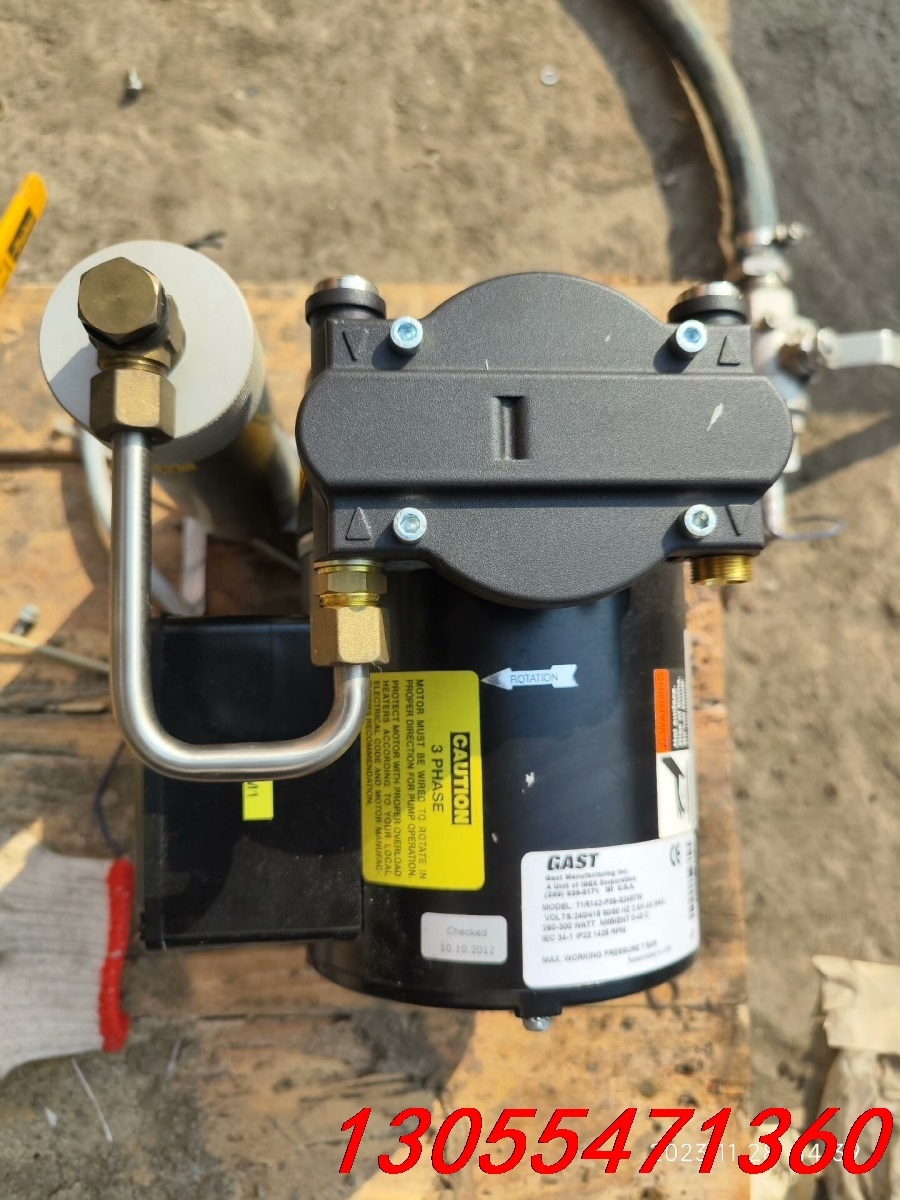 议价GAST嘉仕达泵71R142-P36-S248TW，物品实景