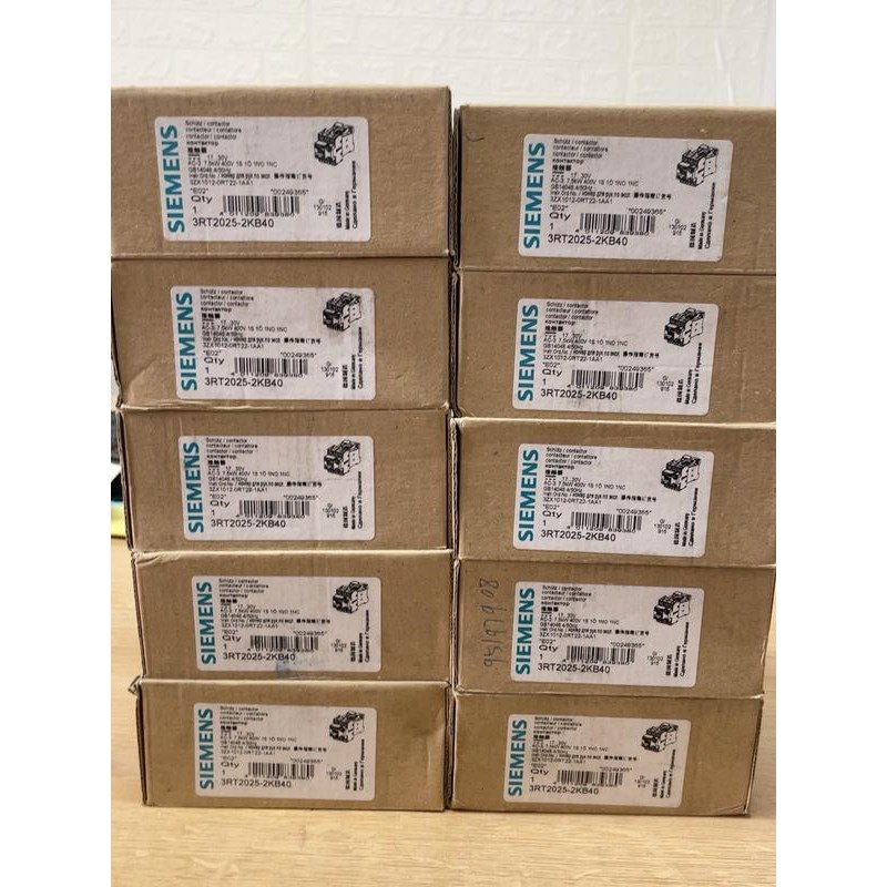 西门子接触器 3RT2025-2KB40 全新原装正品议价