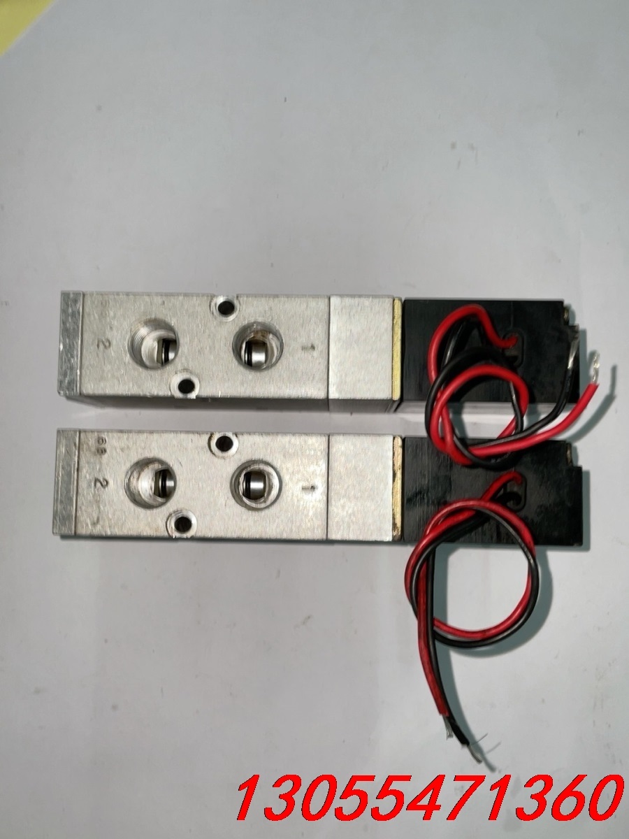 议价拆机日本小金井2位5通电磁阀300-4LE1-SR-7W 2
