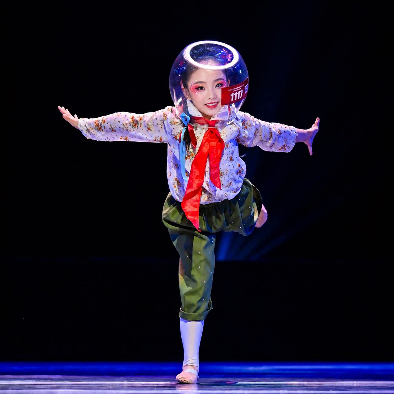 摘星星的人 中 国 舞 ( 独 舞 )定制舞台演出舞蹈服装舞蹈图片