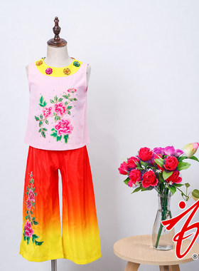 龙飞凤舞男女中国舞花纹