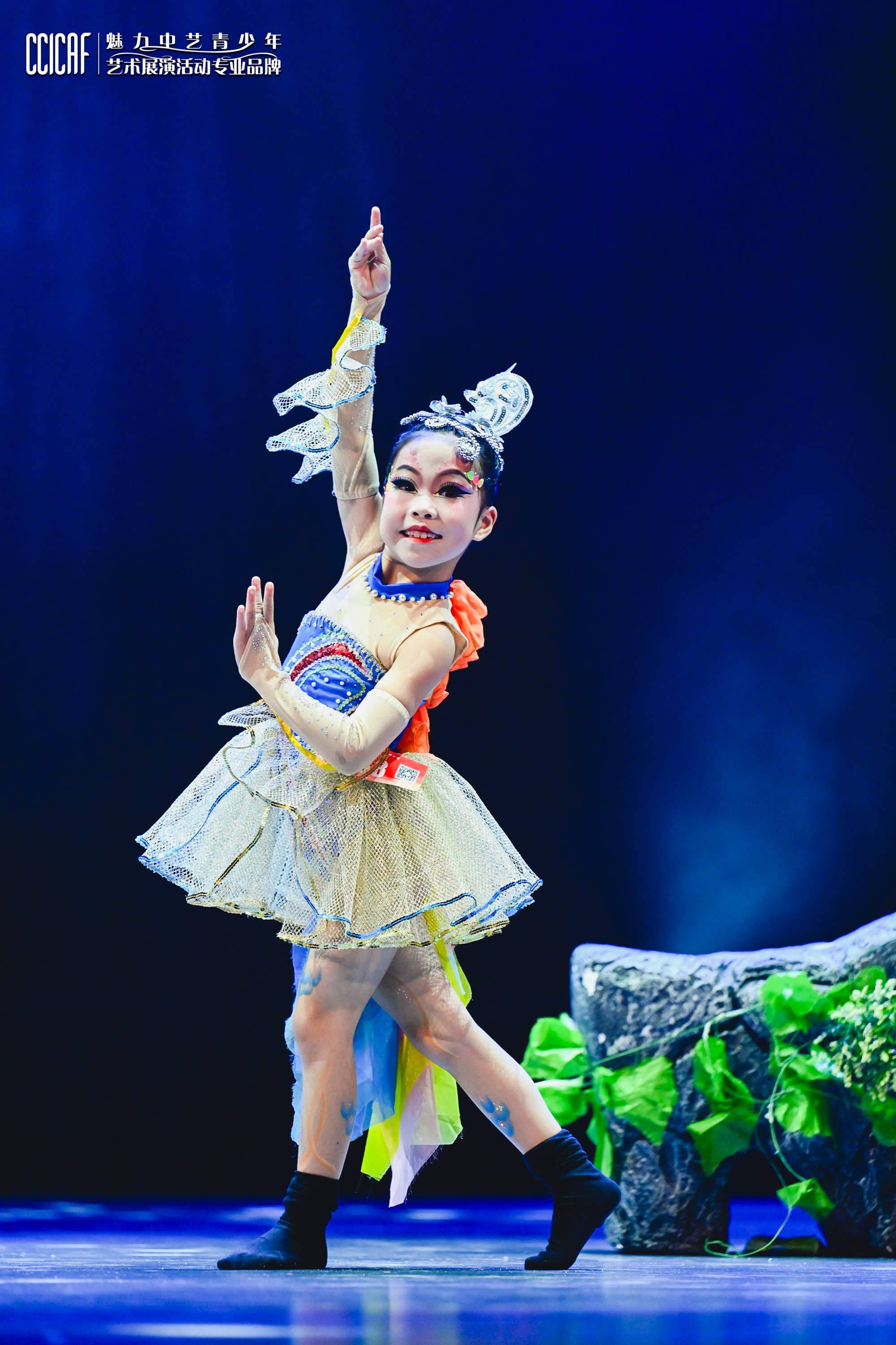 龙飞凤舞《鱼儿》小舞蹈家剧目演出考级比赛舞蹈服手工定制租赁