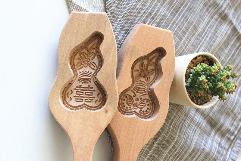 包邮花瓣家梨木手雕馒头模糕点印饽饽卡北方用月饼模具宝葫芦系列