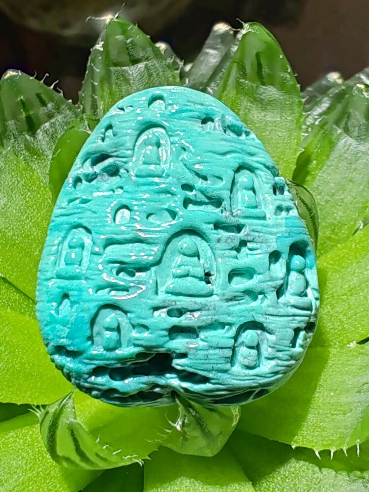 合掌莲原矿高瓷绿松石无相佛手工雕刻流行时尚饰品万佛窟吊坠