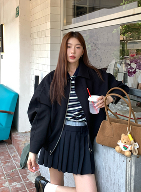 Halo Luu藏青色百褶裙女秋冬新款撞色拼接半身裙miu系学院风短裙