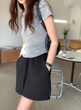 Halo Luu灰色u领短袖t恤女夏季2025新款修身正肩收腰短款针织上衣