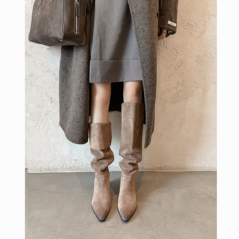 2025新款秋冬宽筒靴子斜口两穿堆堆靴复古尖头低跟骑士靴长筒靴女